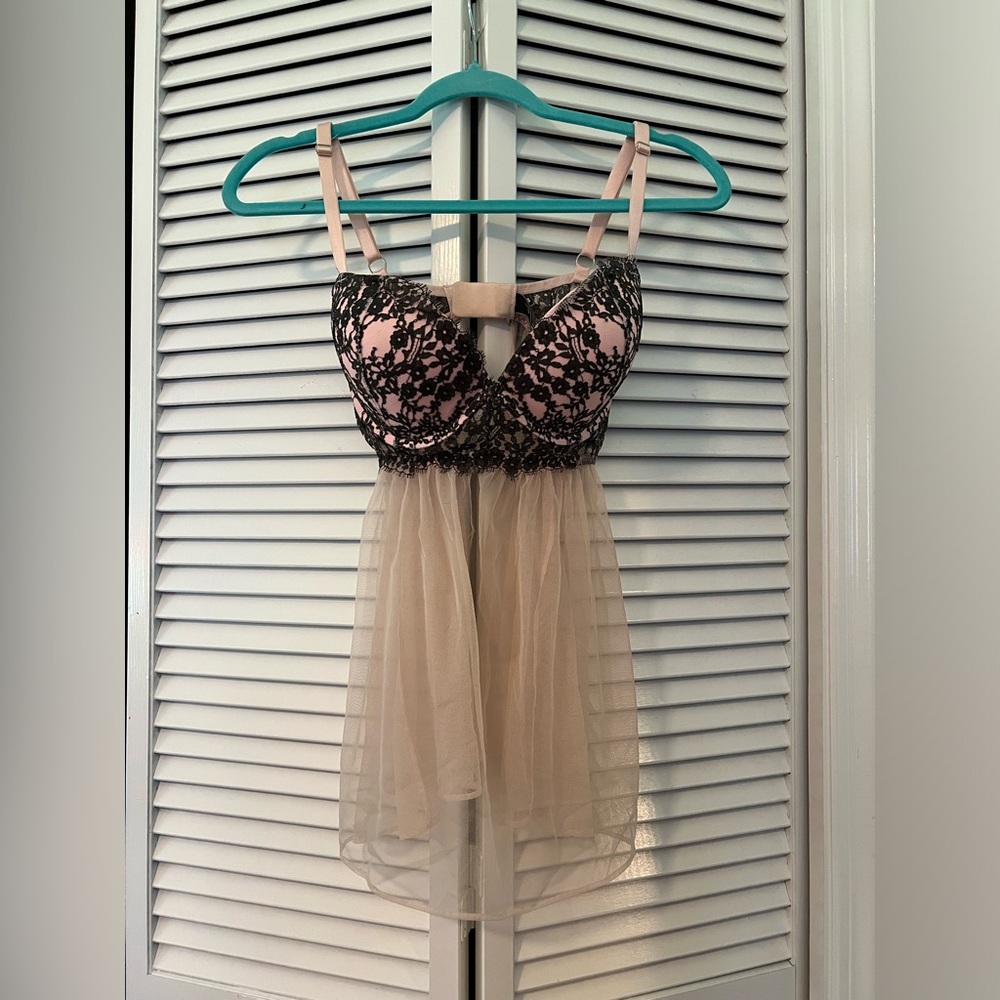 EUC Victoria's Secret Babydoll Teddy size 36D